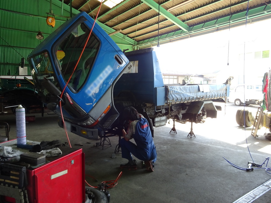 株式会社丸美自動車整備工場-Service02